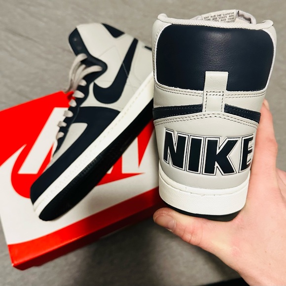 Nike: Terminator High Georgetown (USM11) (BRAND NEW!) - Picture 4 of 4